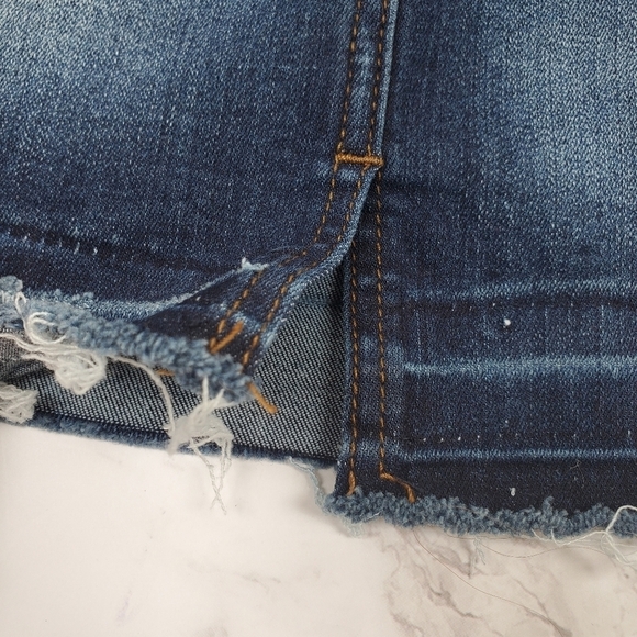 Kancan Denim Medium Wash Stretch Mini Jean Skirt Size 1/24 - Picture 7 of 10